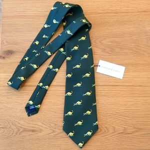 Vineyard Vines Silk Handmade Tie Custom Edition Made in USA w/ dinosaur print